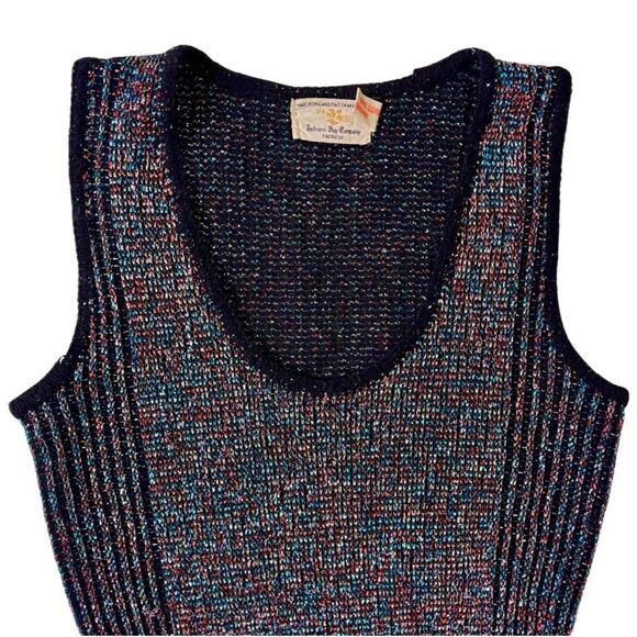 Vintage Hudson’s Bay 70’s Metallic Knit Tank - Picture 3 of 4